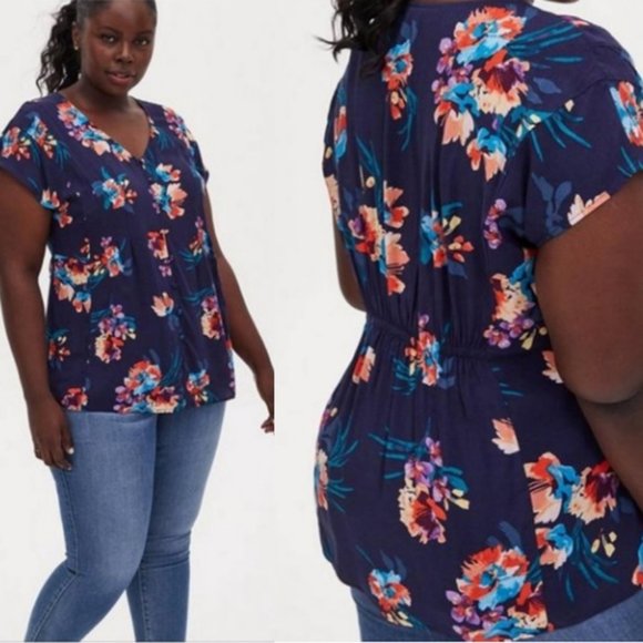 TORRID Fit and Flare Colorful Floral Futter Sleeve Blouse - Picture 2 of 11